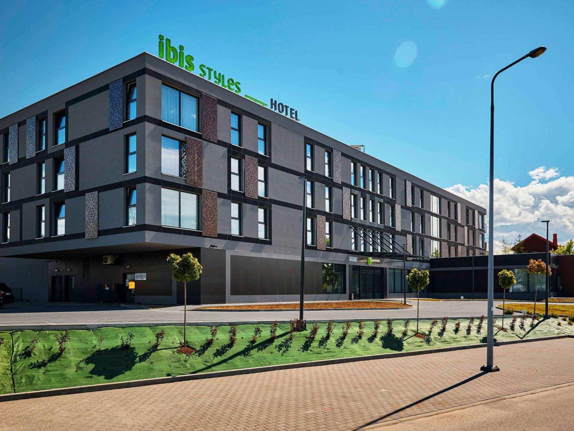Ibis Styles Nowy Targ Hotel Luaran gambar